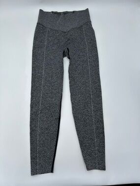 PINK Active Victoria's Secret Heather Gray Leggings M Regular